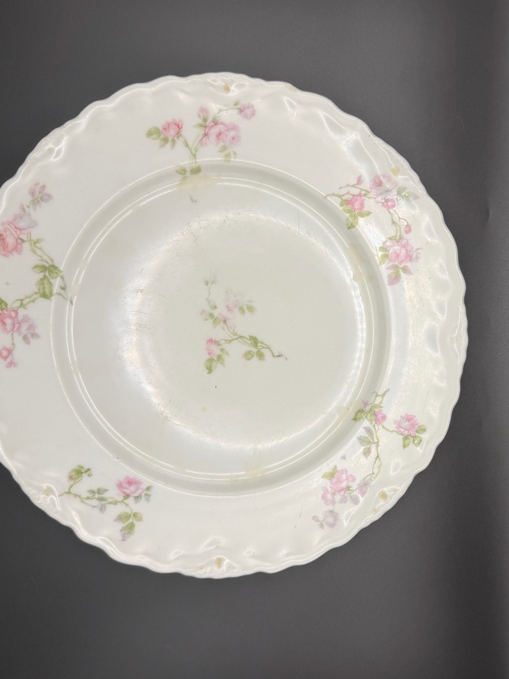 Vintage Floral Scalloped Dinner Plate in White with Pink Roses